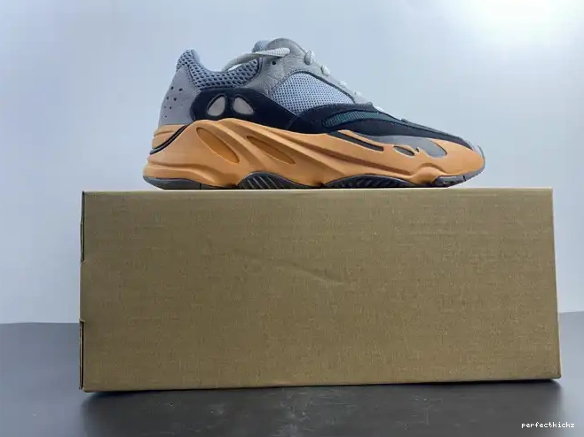 700 Adidas V2 Yeezy Sun GW0296 Boost 0514